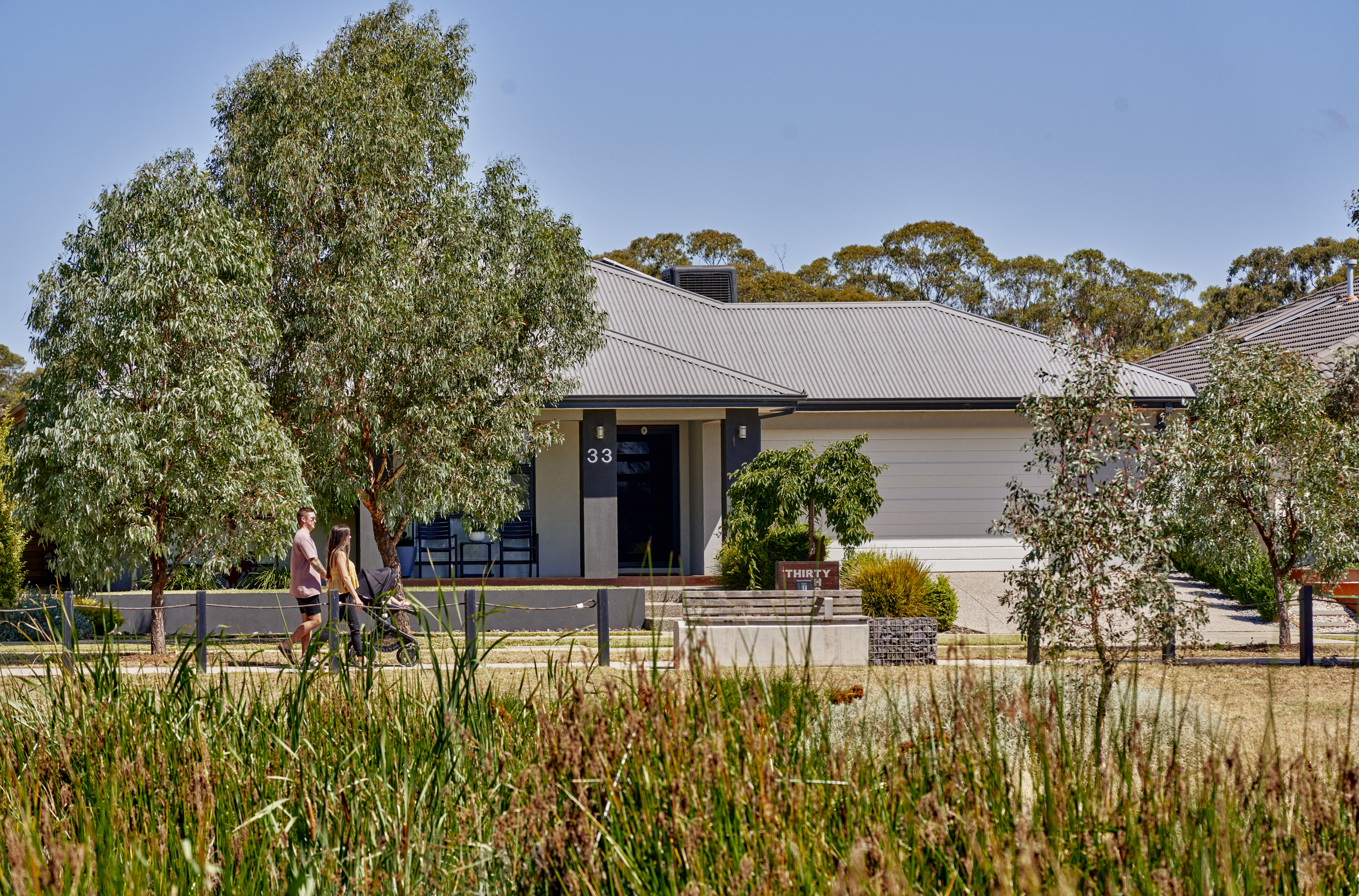 The Benefits and Value of Corner Lots